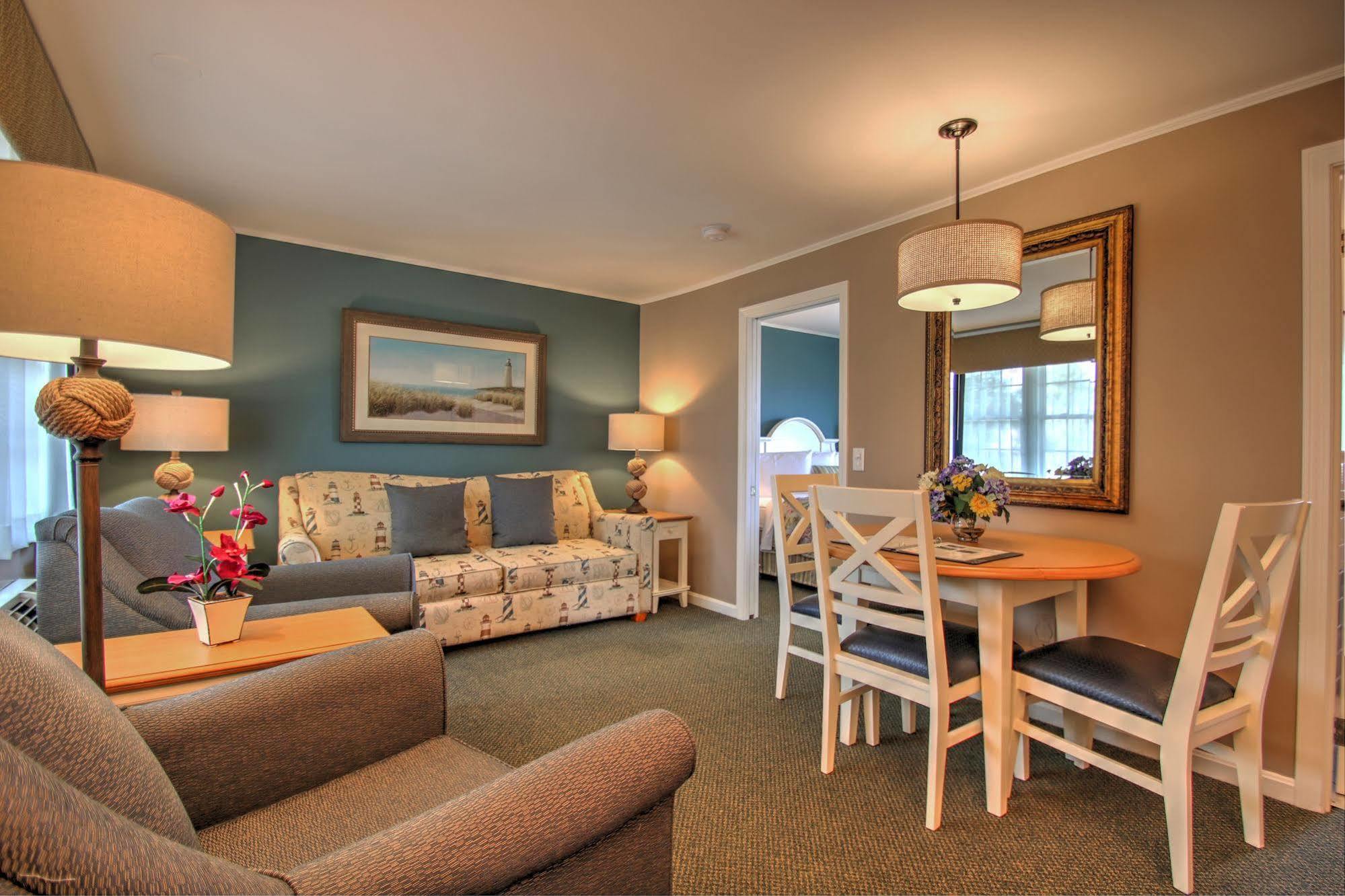 Colonial Acres Resort West Yarmouth Exterior photo