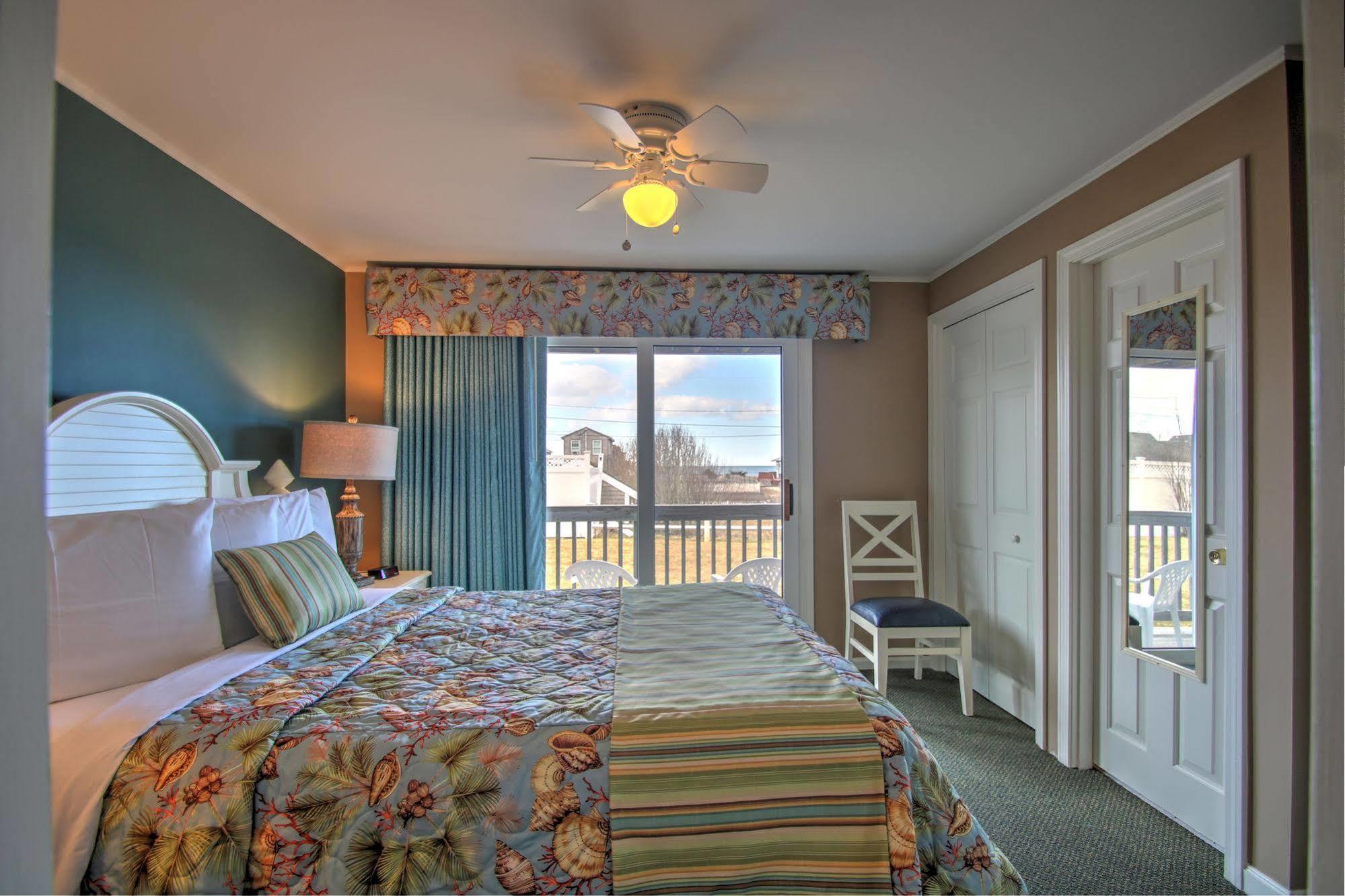 Colonial Acres Resort West Yarmouth Exterior photo